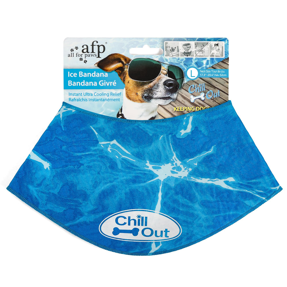 Bandana refroidissant ALL FOR PAWS bleu sur chien grand pour promenade estivale