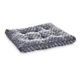 Amazon Basics tapis pour chien et chat, peluche douce offrant un repos confortable.