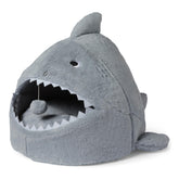 Amazon Basics Nid-chat forme-requin, vue avant, refuge moelleux pour sieste calme.