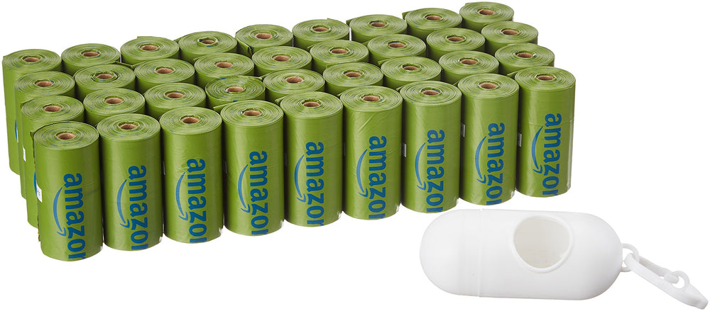 Amazon Basics sacs crottes chien imperméables et distributeur pour ramassage rapide.