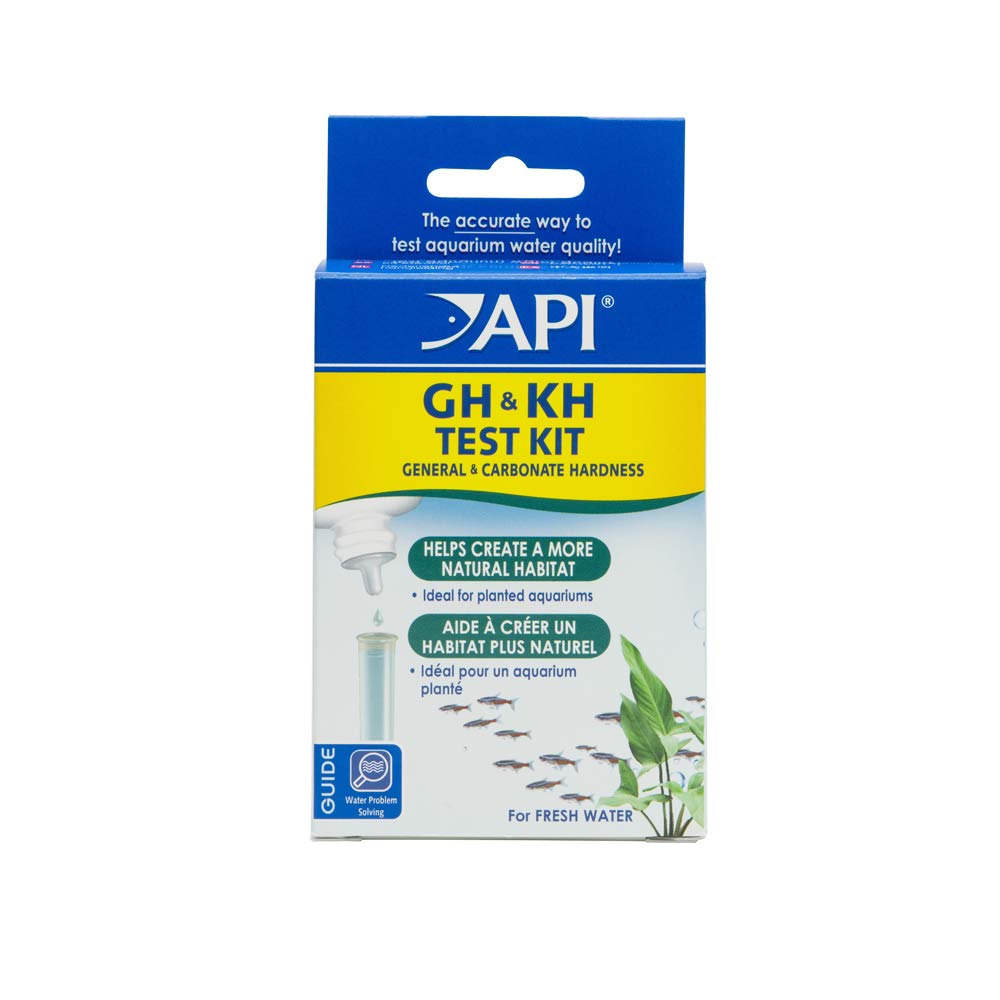 API GH et KH dans sa boîte, prêt à tester l'eau douce de l'aquarium.