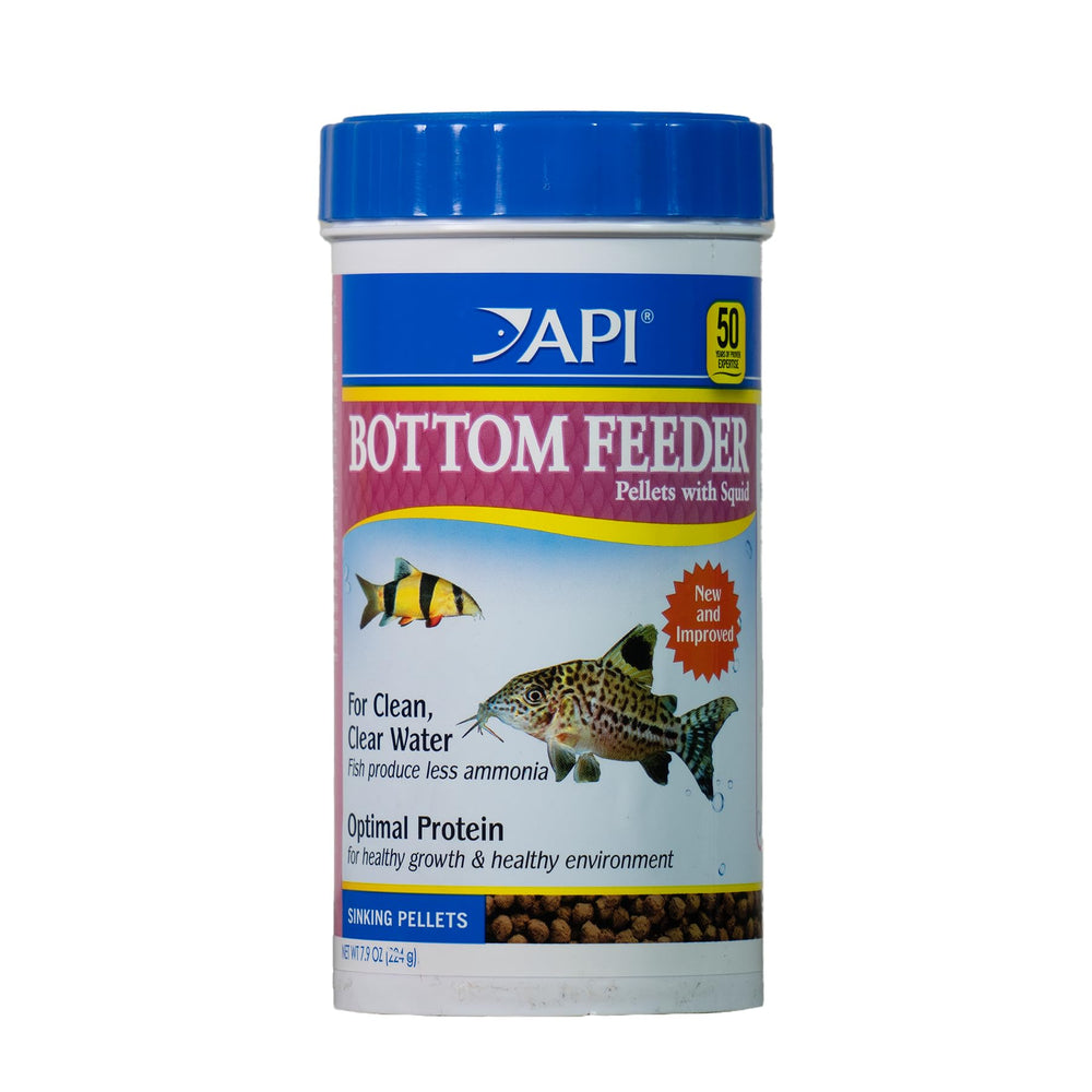 Granulés API pour poissons de fond avec calmar; conteneur pratique.