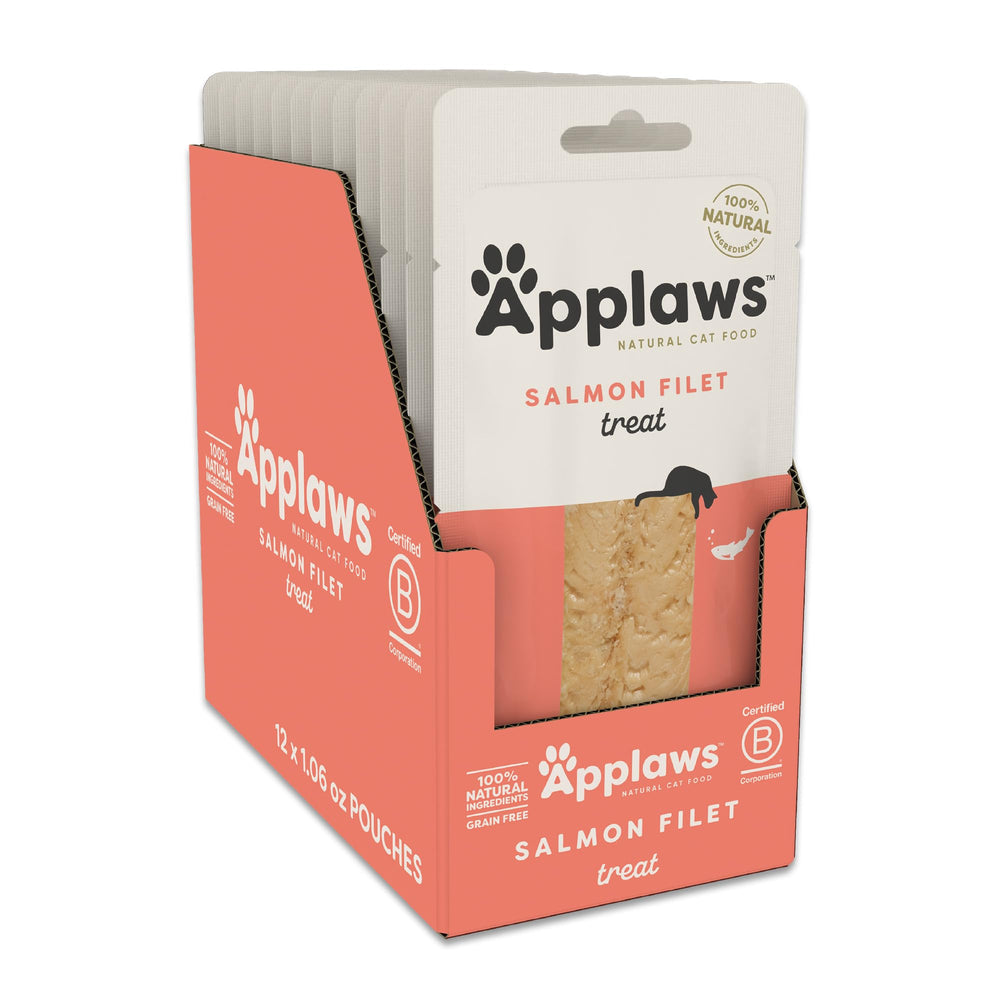 Friandise Applaws filets entiers de saumon, protéinée pour chats gourmands.