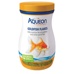Emballage pratique d'Aqueon Goldfish Flakes, alimentation quotidienne.