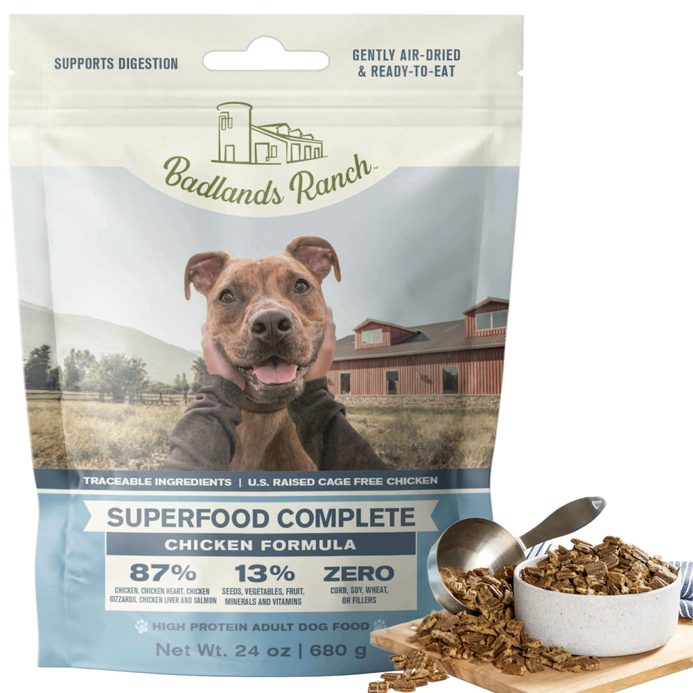 BADLANDS RANCH croquettes poulet séché à l'air dans bol chien, protéine savoureuse.