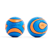 Balle Chuckit! Ultra avec sifflet, petit format, parfaite pour jeux de poursuite et exercice.