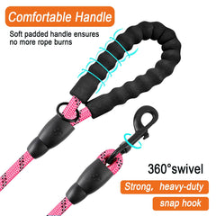 Laisse Barkbay en nylon imperméable rose, durable pour les sorties sous la pluie.