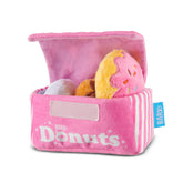 Jouet BarkBox Barker s Dozen Donuts peluche 4-en-1 interactif, stimule les sens et l'amusement.