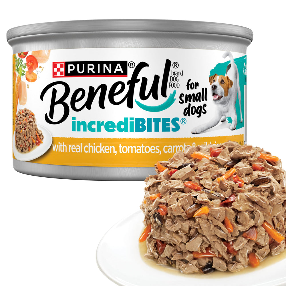 Beneful petit chien: poulet réel dans le jus, repas savoureux et appétissant.