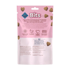 Blue Buffalo Valentines Bits, ingrédients visuels, friandise sans additifs artificiels pour chien.