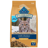 BLUE WILDERNESS Chat sec au poulet, premier ingrédient pour des protéines élevées.