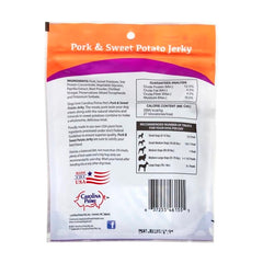 Carolina Prime Pet friandise porc et patate douce – texture solide, idéale pour récompenser.