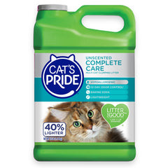 Cat's Pride Litière Ultra-Légère se verse facilement pour un remplissage rapide.