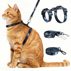 Harnais Cattooll pour chat en ensemble, prêt pour des promenades sûres.