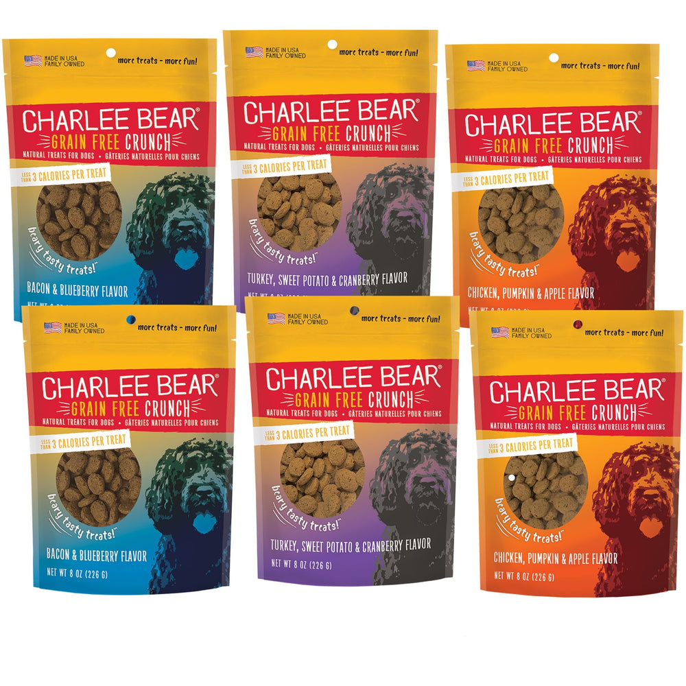 Charlee Bear friandises croquantes dans leur emballage, pratique pour l'entraînement en déplacement.