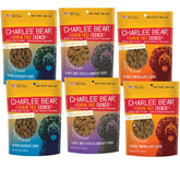 Charlee Bear friandises croquantes dans leur emballage, pratique pour l'entraînement en déplacement.