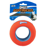 Chuckit Amphibious Roller flotte à la surface, idéal pour fetch aquatique.