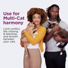 Diffuseur Comfort Zone branché dans une pièce pour calmer les chats.