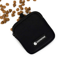 COOWONE grand-compartiment-traitements: idéal pour transporter friandises, jouets et téléphone lors des sorties.