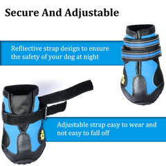 Ouverture latérale pratique des bottes CovertSafe& pour enfiler rapidement.