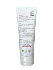 Application précise de la teinture Crazy Liberty sur pelage clair.