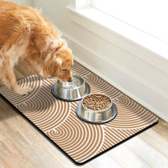 Tapis Cuslnox sous gamelles, séchage rapide et nettoyage facile.