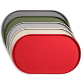 DogBuddy tapis-nourriture-chien-rouge protège le sol et facilite le repas.