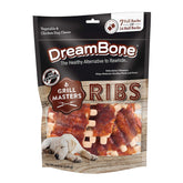 DreamBone Grill Masters Ribs: morceaux de poulet visibles, goût barbecue attractif pour chiens actifs.