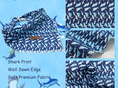 Bandana Elegant Little Tail coton doux, agréable et durable pour chiens.