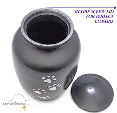 Urne Eternal Harmony design classique gris sombre pour un intérieur élégant.