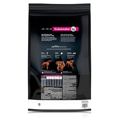 Les croquettes grandes races d'Eukanuba offrent une texture croquante
