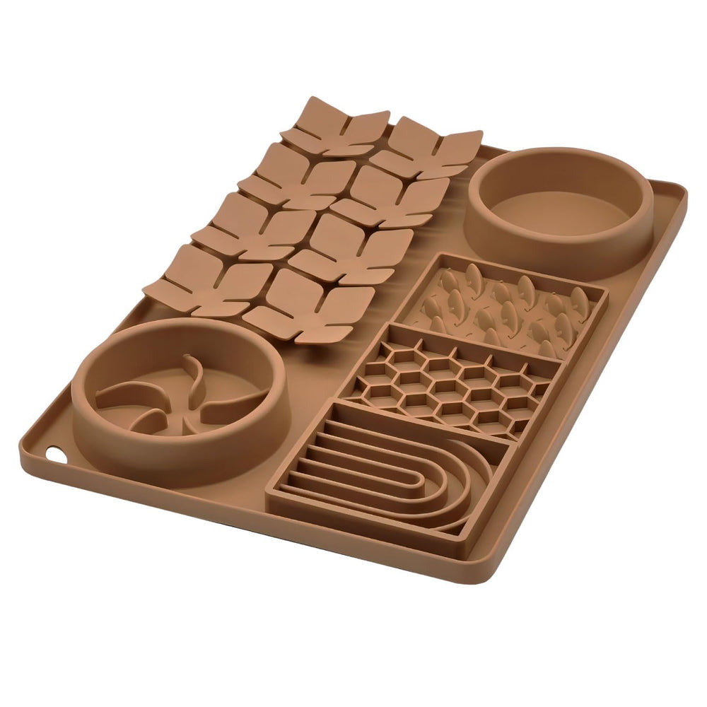 Bol ralentisseur Evenco 4-en-1 en marron, ralenti l’alimentation du chien.