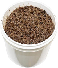 Exotic Nutrition Opossum Booster, application sur nourriture, soutien digestif potentiel pour opossums.