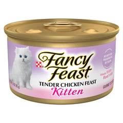 Fancy Feast chaton pâté poulet : texture tendre appréciée par le chaton.