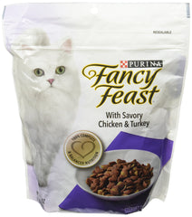 Fancy Feast Chats Gourmet : Morceaux poulet et dinde, saveur appréciée et nutrition complète.