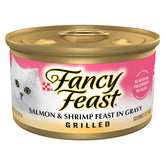 Fancy Feast grille saumon-crevettes-boite-01: bouchée grillée appetissante pour chat gourmand.
