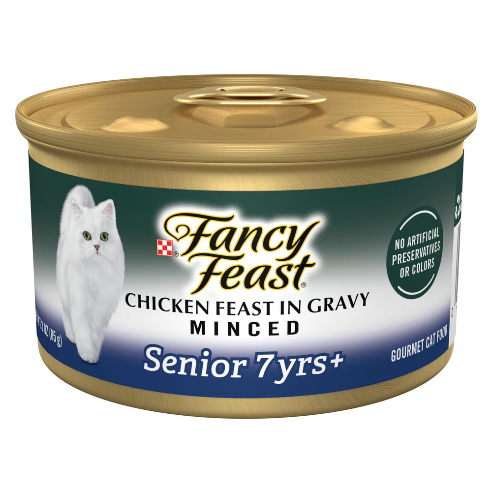 Fancy Feast Senior Poulet en jus Mince: repas humide protéiné pour chats âgés.