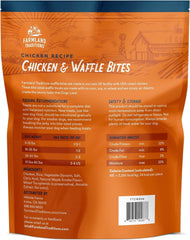 Farmland Traditions bouchées poulet et gaufre - texture facile à mâcher pour tous les chiens.