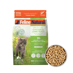 Emballage Feline Natural haute-protéine pour chat, sac 11oz prêt à servir.
