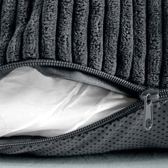 Fermeture éclair YKK durable facilite l’enlèvement et le lavage.
