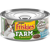 Friskies Favoris de Ferme : poulet et poisson blanc dans une sauce savoureuse, repas complet pour chats adultes.