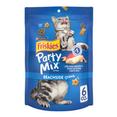 Friskies Beachside Crunch dans l’emballage, collation pratique entre les repas.