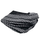 Cache Furhaven Diamond Gray pour Comfy Couch, allure élégante et durable.
