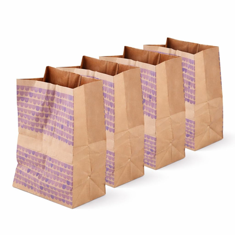 Generic sac en papier brun, chat réagissant au crissement et au catnip