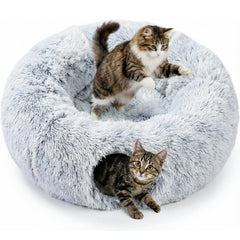Generic tunnel-chat-donut-doux offre refuge confortable et divertissement.