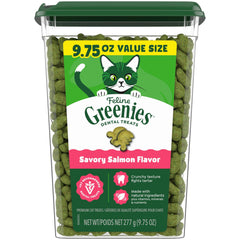 Friandises Greenies pour chats au saumon, parfaites pour les traitements dentaires.