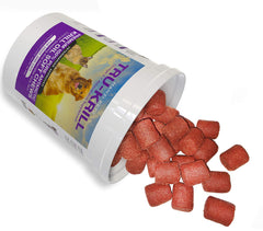 Hanzi Pets Tru-Krill, friandises molles au krill antarctique, favorisent un pelage lisse et brillant.
