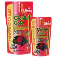 Hikari Cichlid Gold granules visibles favorisent alimentation mesurée.
