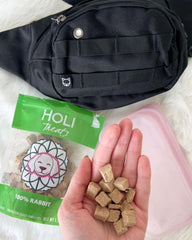 HOLI friandises lapin seche morceaux petits, faciles a casser pour petits chiens