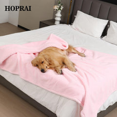 Densité microfibre 460gsm Hoprai, matière résistante et entretien facile.
